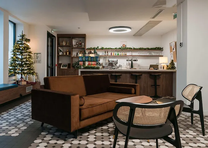 Hostel Beau M Paris